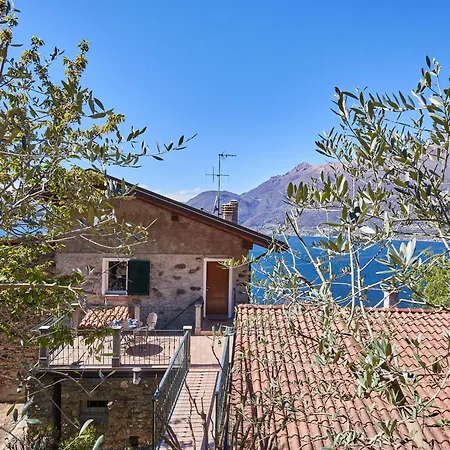 Oro Del Lario By Interhome *