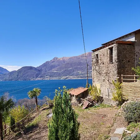 Oro Del Lario By Interhome