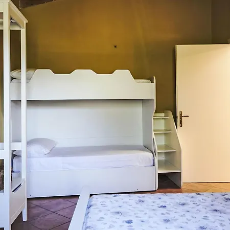 Oro Del Lario By Interhome Vakantiehuis