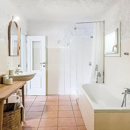 Oro Del Lario By Interhome Bellano