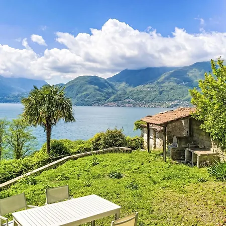 Oro Del Lario By Interhome *