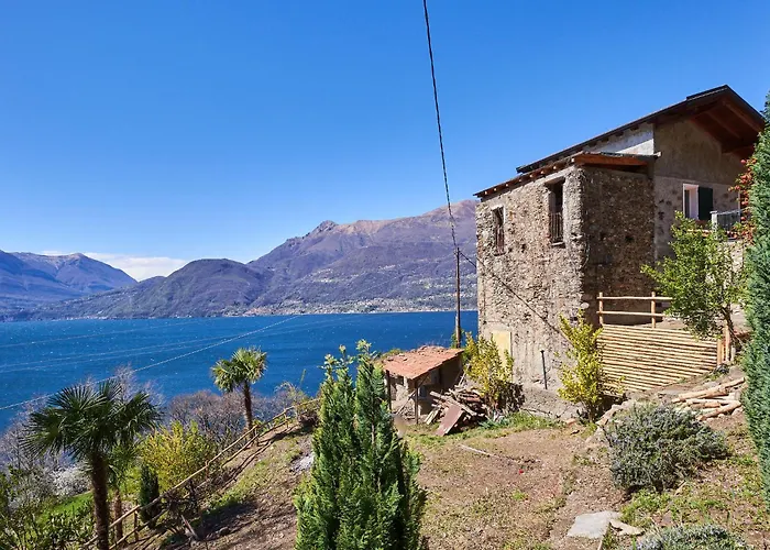 Oro Del Lario By Interhome